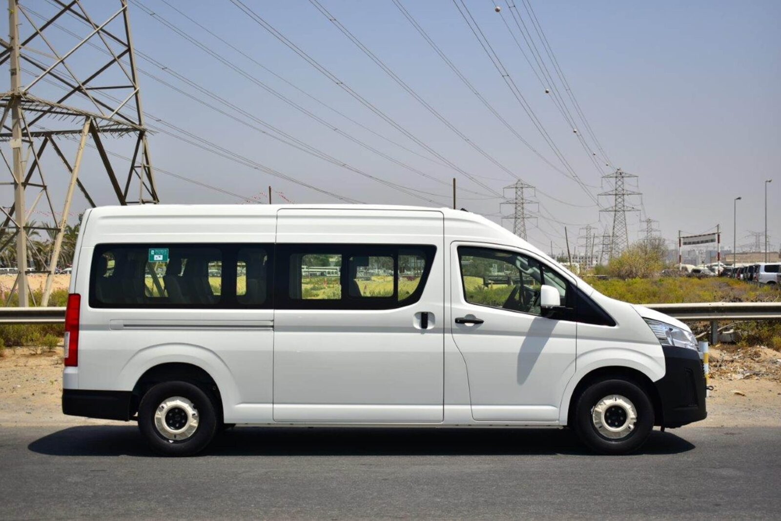 Toyota Hiace taxi from Jeddah Airport to Makkah from 400 SR